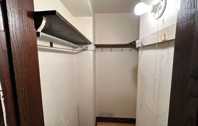 1 bed, 1 bath, $995, Unit 45