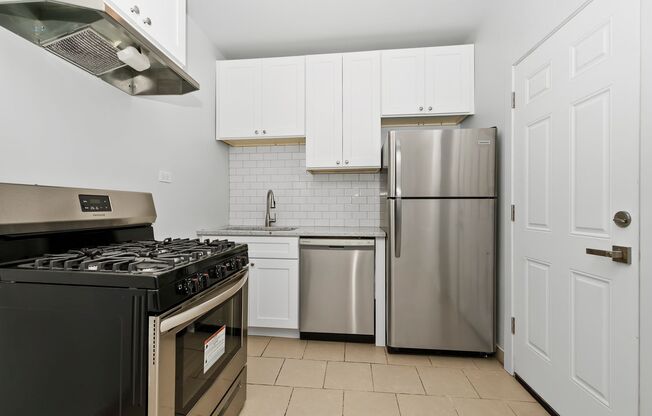 2736-2742 W 64th St