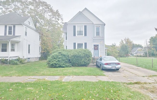 667 W 9th Street, Lorain, Ohio 44052