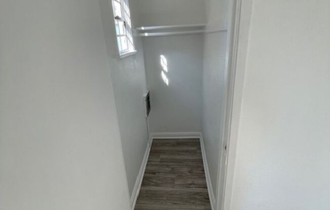 1 bed, 1 bath, $1,825, Unit 6215