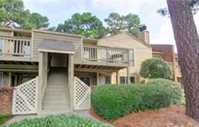Pristine, Move in Ready Condo located in the Sharon Place Community!
