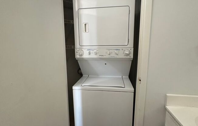 Studio, 1 bath, 432 sqft, $895, Unit 133