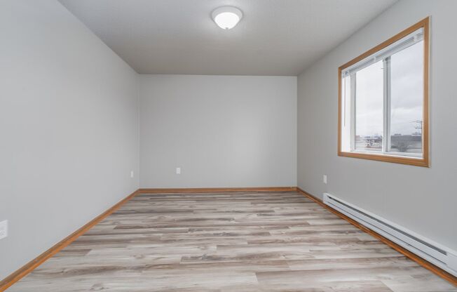 3 beds, 2 baths, 1,150 sqft, $1,599, Unit 1698 - 207