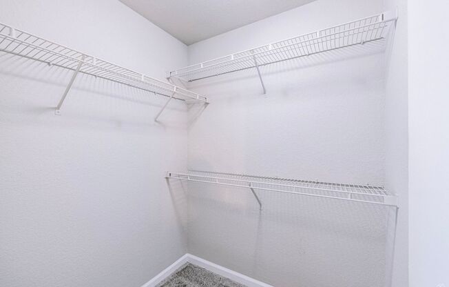 2 beds, 2 baths, 1,000 sqft, $1,450, Unit 2041