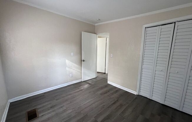 3 beds, 1 bath, $1,350