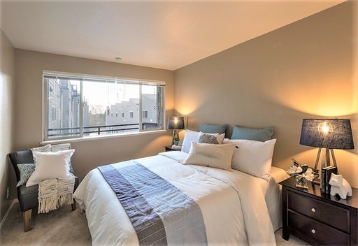 2 beds, 1.5 baths, 900 sqft, $2,195, Unit 06