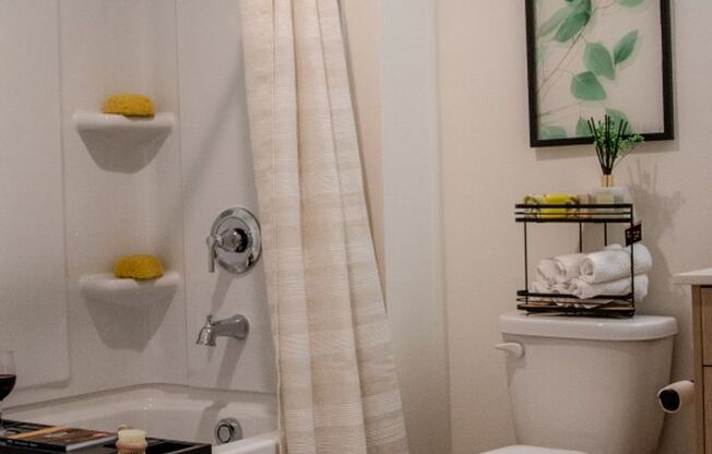 1 bed, 1 bath, $1,829, Unit 205