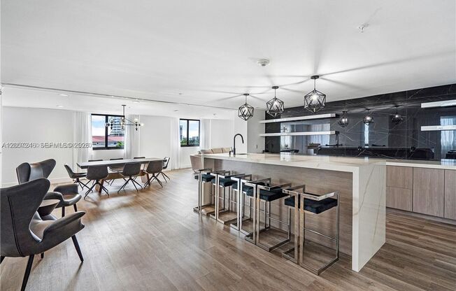 100 N FEDERAL HWY APT 643 FORT LAUDERDALE, FL 33301