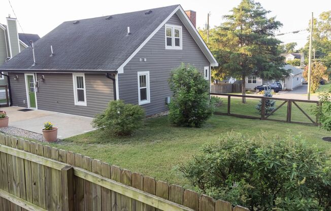 2 beds, 2 baths, $2,700