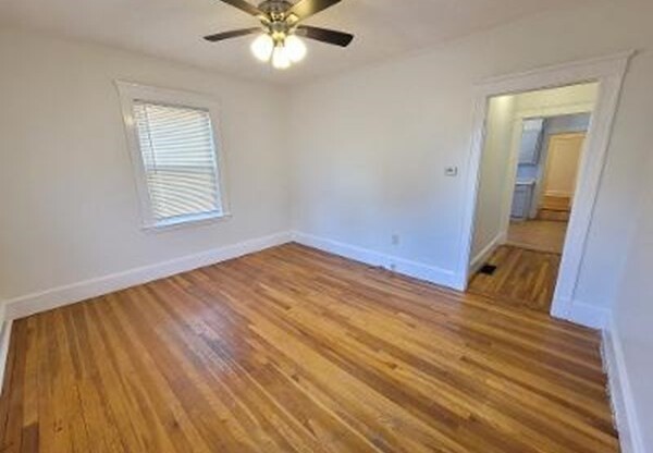 210 NEWBURY AVE
