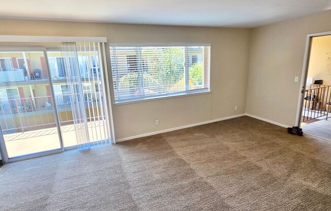 Sunny Terra Linda 2bed/1.5bath, Parking! Storage! Pool! - PROGRESSIVE