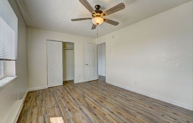 2 beds, 1 bath, 1,125 sqft, $1,495, Unit 11