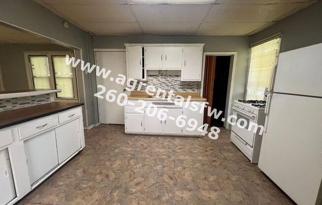 3 beds, 1 bath, $995