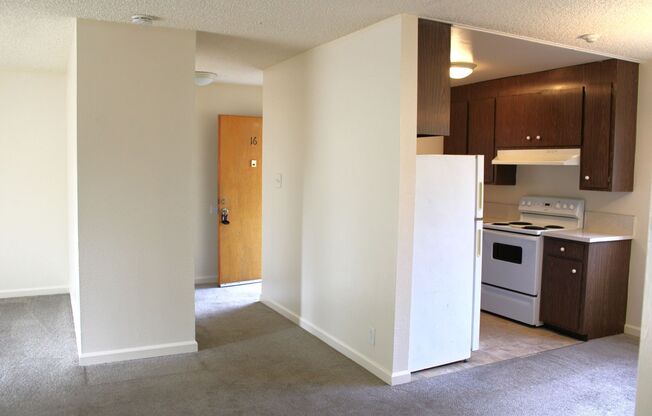 2 beds, 1 bath, 850 sqft, $1,800, Unit 3366 16