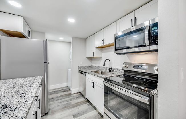 1 bed, 1 bath, 550 sqft, $1,168, Unit 01 - 4125-21