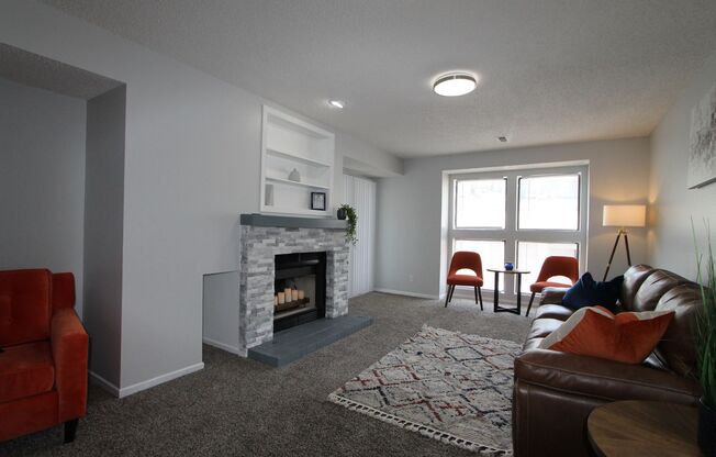 1 bed, 1 bath, $915, Unit 6320-304