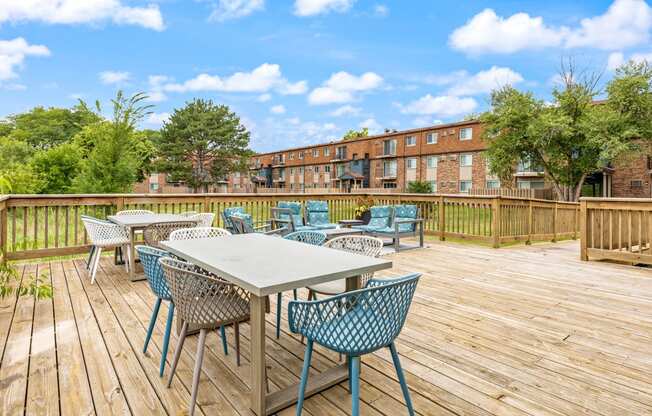 the reserve at bucklin hill deck