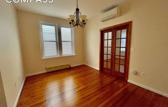 30 69 48 ST