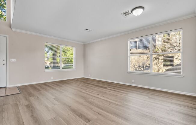 4 Bed 2.5 Bath Home with Yard in Kyle