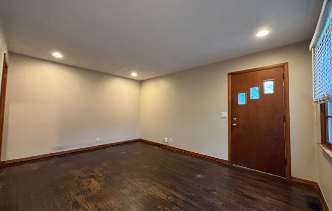 2 beds, 1 bath, $1,750