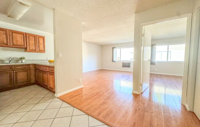 1 bed, 1 bath, 700 sqft, $1,850