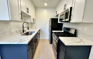 1 bed, 1 bath, 750 sqft, $2,699, Unit 8