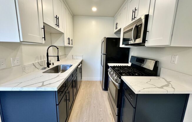 1 bed, 1 bath, 750 sqft, $2,699, Unit 8