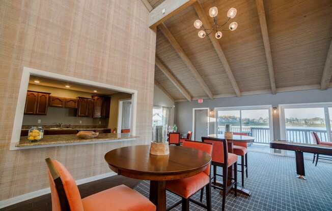 Somerset Lakes Clubhouse with Ample Seating and Tables