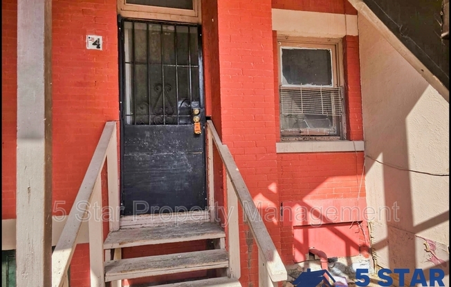 1030 WYOMING AVE