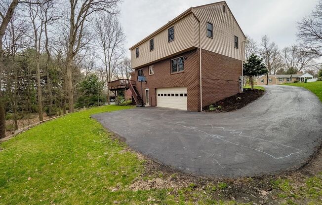 Beautiful 4-bedroom home located in Allison Park!