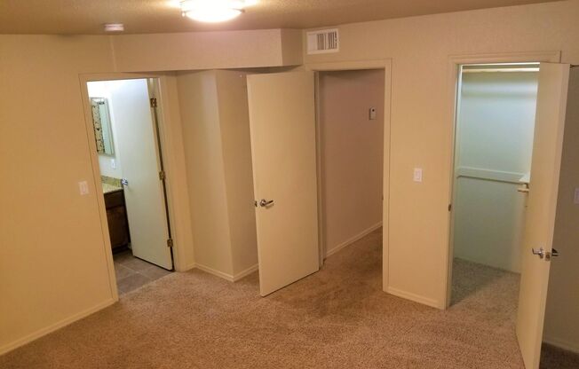 2 beds, 2 baths, $1,700