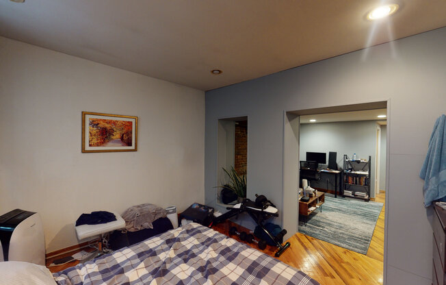 4 beds, 2 baths, $10,500, Unit 2FL