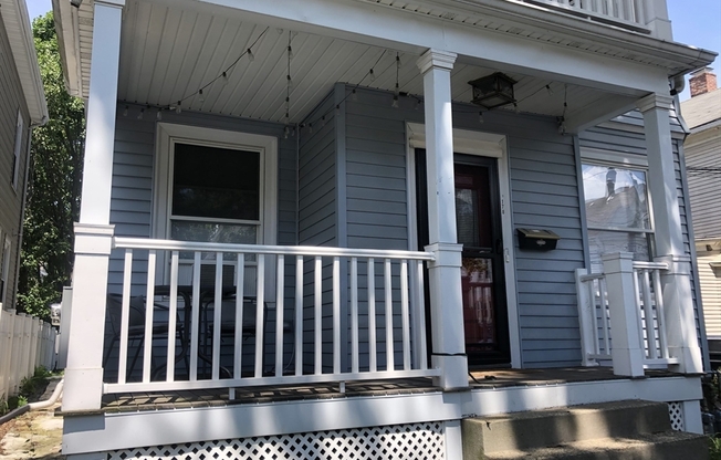 178 ROBBINS ST
