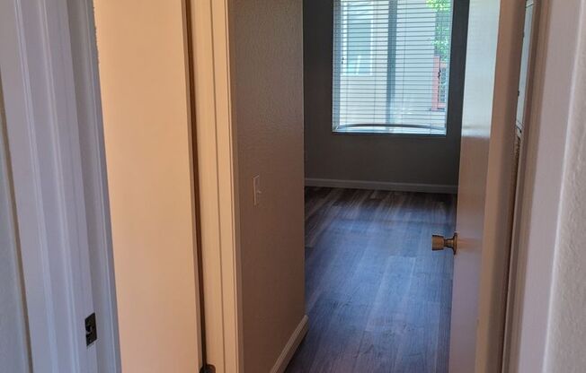 2 beds, 2 baths, $1,950, Unit Unit 260