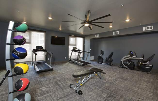 Gym l Reno, NV 89521 l Vintage at the Crossing Senior Apt Rentals