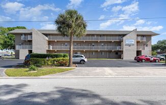 Oceania - 204 West Seminole Ave.