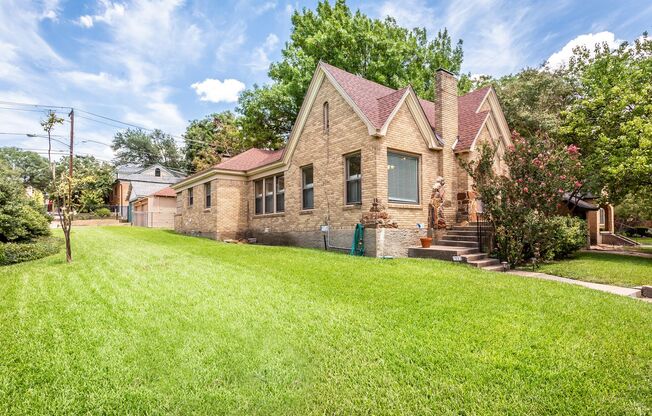 3-Bedroom, 2-Bath Tudor Home in Hollywood Heights