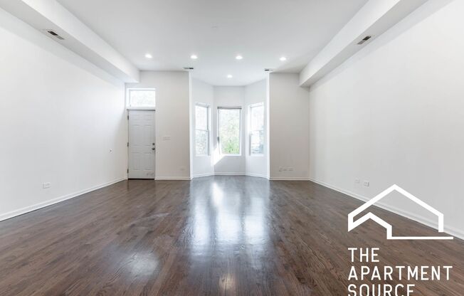 2112 N Campbell Ave.