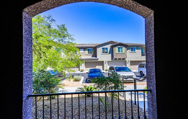 3 beds, 2.5 baths, $2,150, Unit # 87