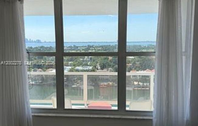 2 beds, 2 baths, 1,040 sqft, $3,600, Unit 5700 Collins Ave # 15H