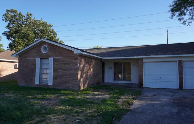 4939 TRL LK DR