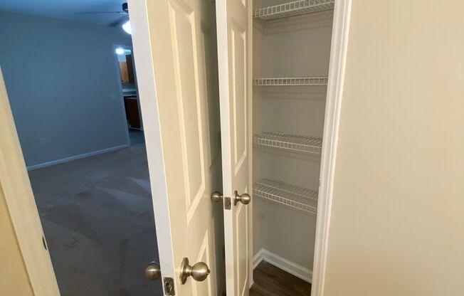 2 beds, 2 baths, 1,131 sqft, $1,425, Unit 2780-1