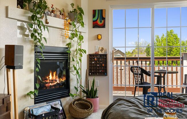 Charming 1-Bedroom Oasis with Vaulted Ceilings & Private Patio