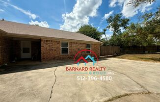 Available Now: Conveniently Located Duplex