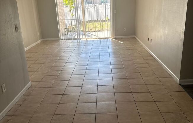 Spacious 4 Bed Condo