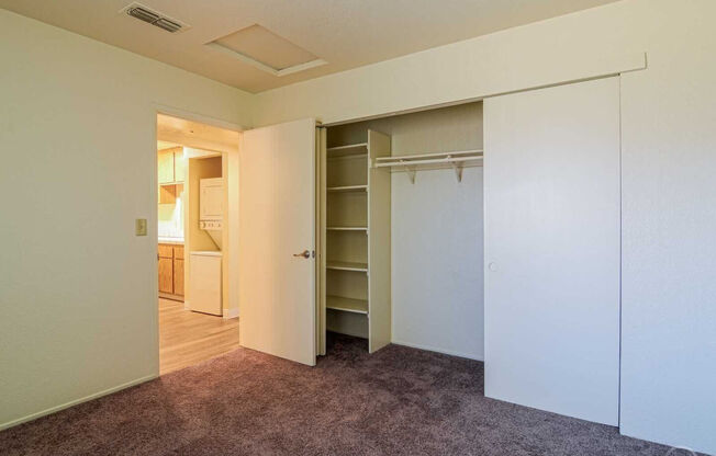 1 bed, 1 bath, 676 sqft, $1,550