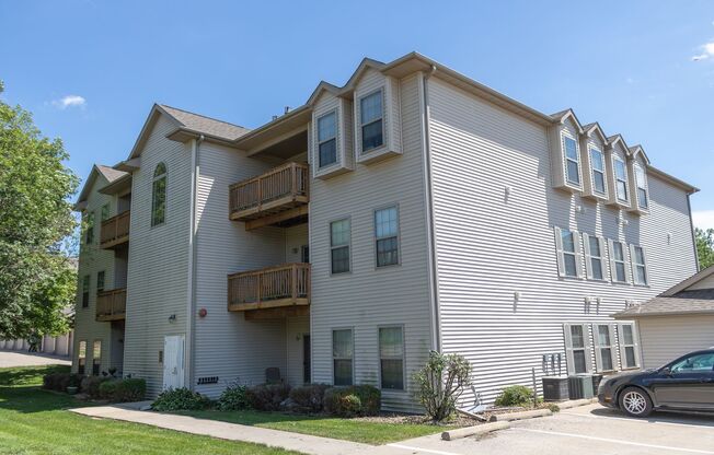 $1,250 | 2 Bedroom, 2 Bathroom Apartment | No Pets | Available for August 1st, 2024 Move In!