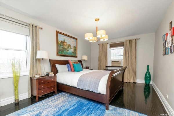 3 beds, 2 baths, 1,500 sqft, $4,700, Unit 519-20