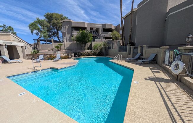 2 beds, 2 baths, $1,300
