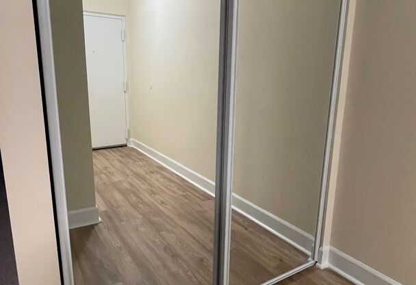 1 bed, 1 bath, 745 sqft, $1,685, Unit 14202 #104